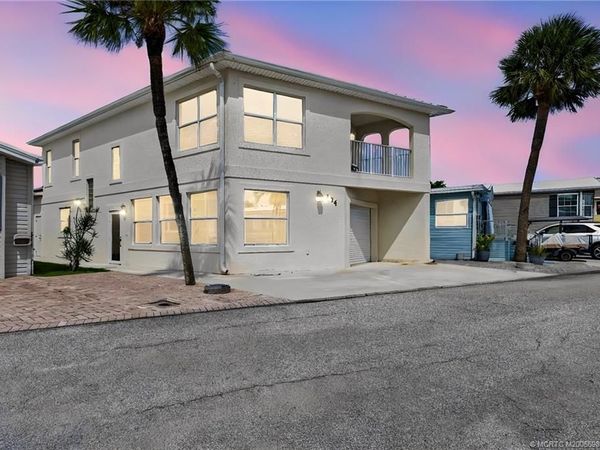 184 Nettles Boulevard , Jensen Beach, FL 34957