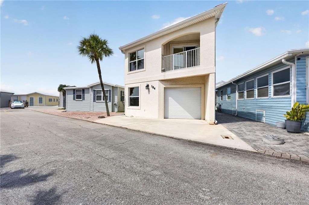 184 Nettles Boulevard , Jensen Beach, FL 34957 Photo