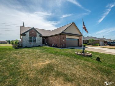 5019 Skylark Drive, Monroe, MI 48161