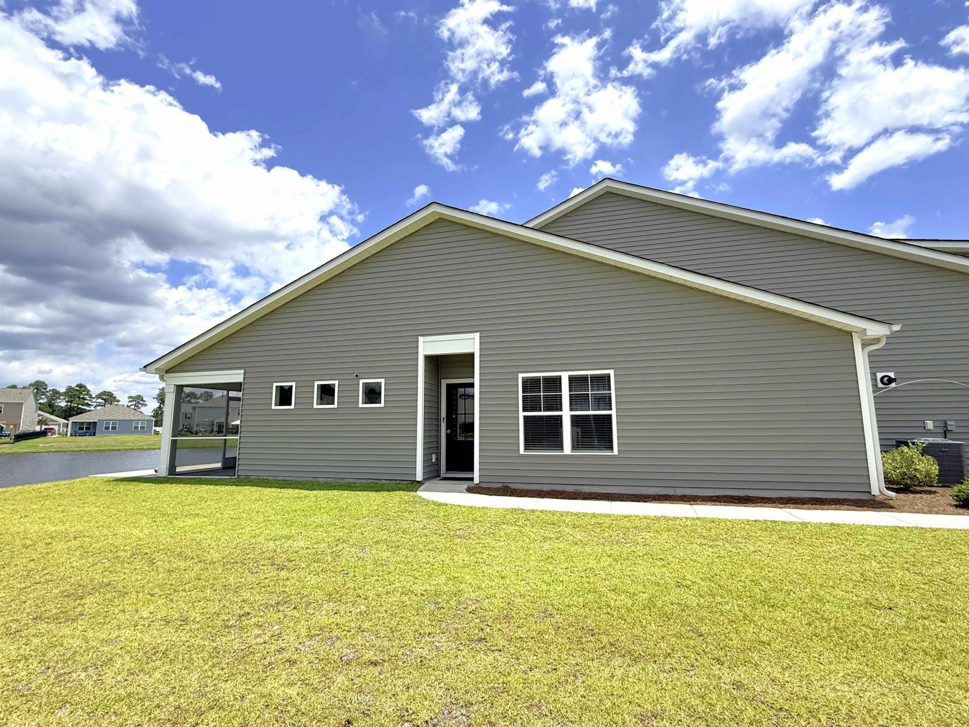 527 Courtridge Loop Photo 11