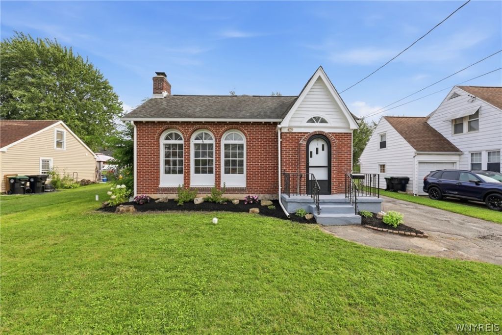 80 Linwood Avenue, Tonawanda, NY 14150 Main Photo