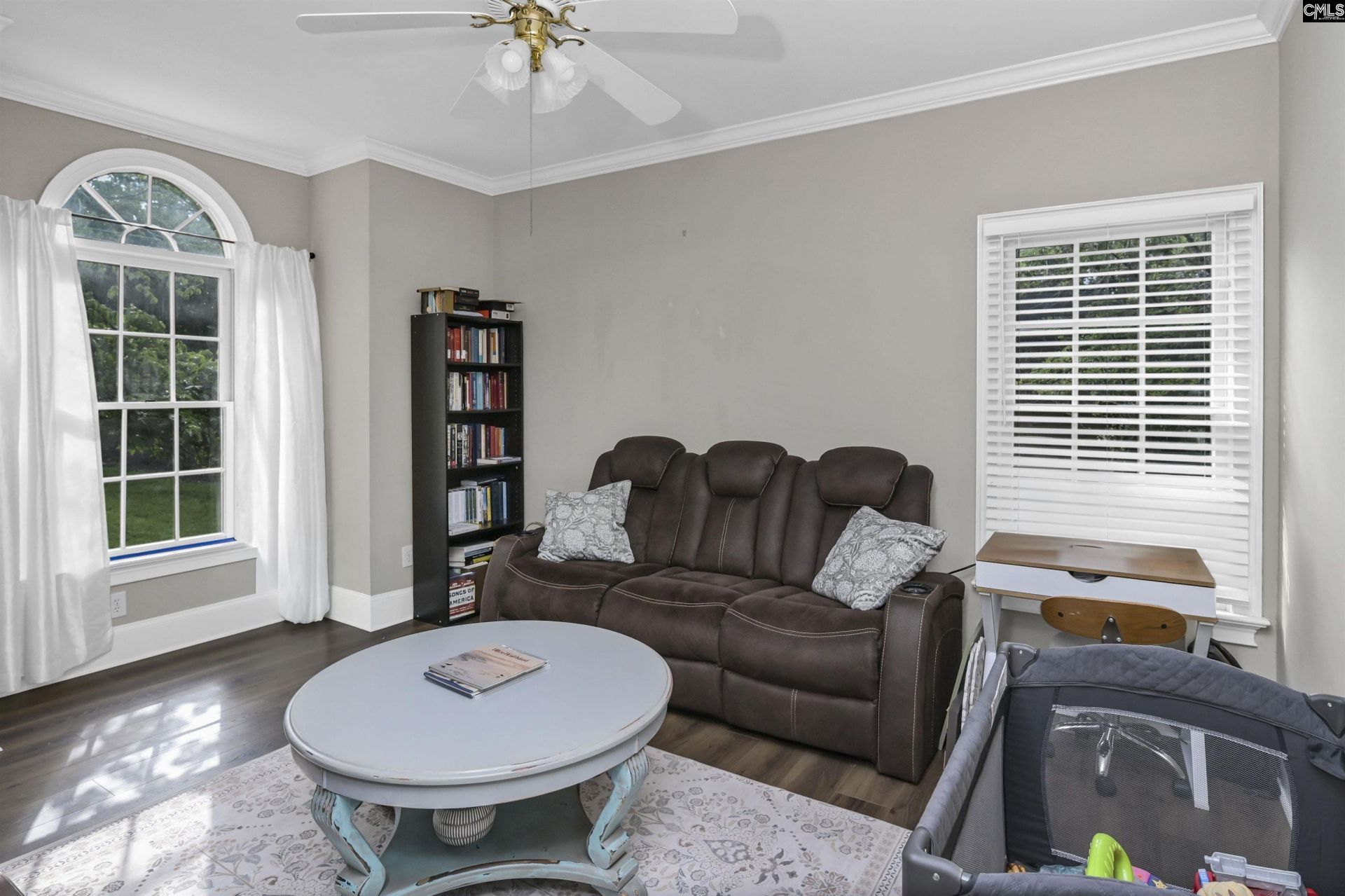207 Williamstown Way Photo 16