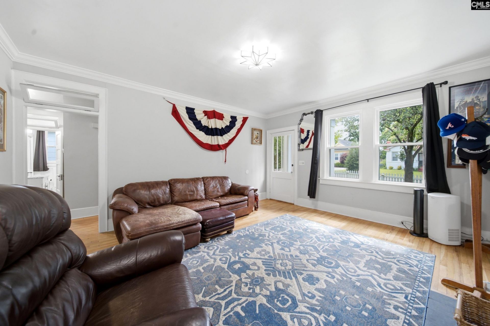 612 Howard Street Photo 7