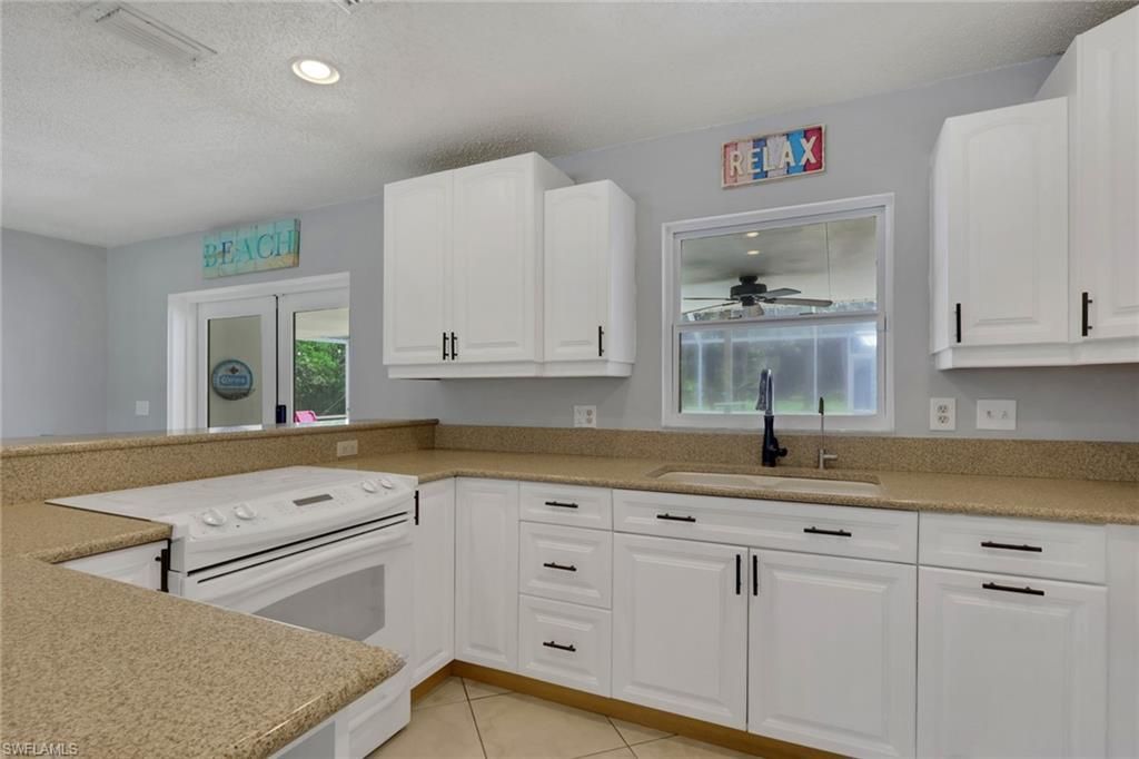 640 27th St Sw, Naples, FL 34117 Photo