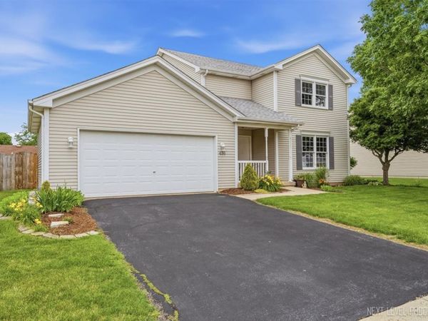 436 Banbury Avenue , Elburn, IL 60119