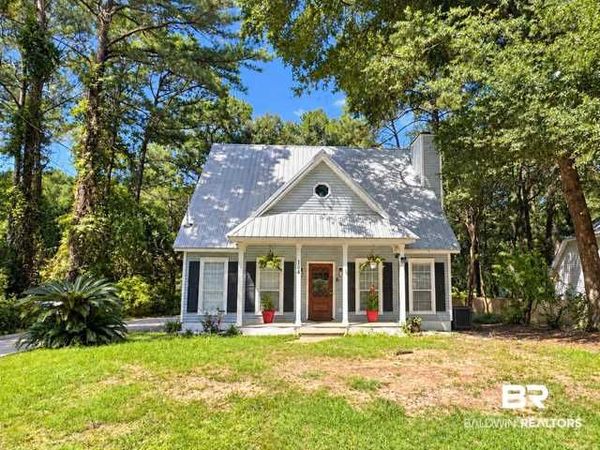 104 Crestview Circle, Daphne, AL 36526