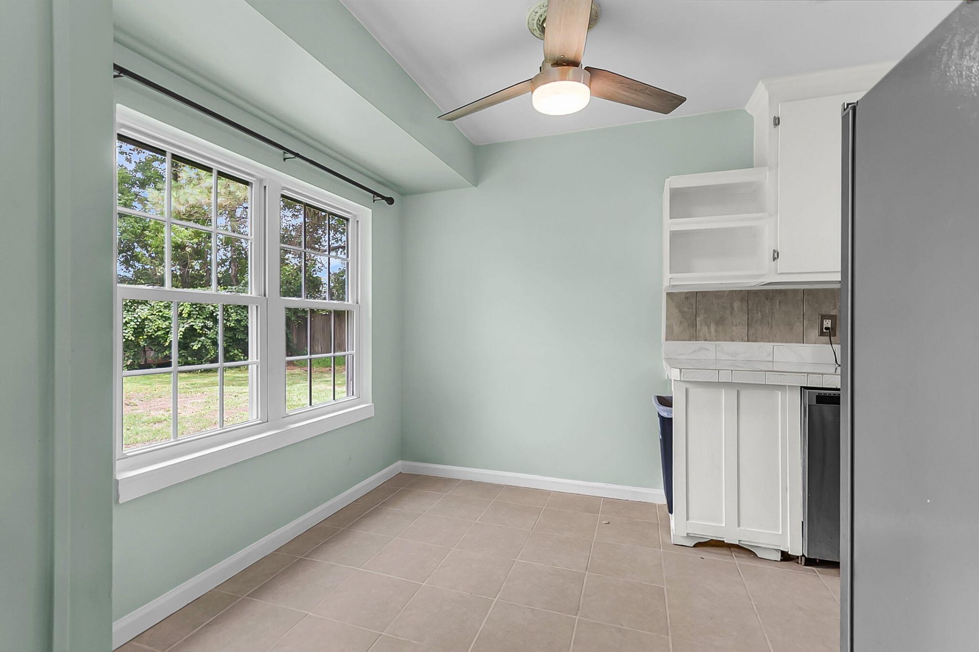 109 Carriage Court Photo 11
