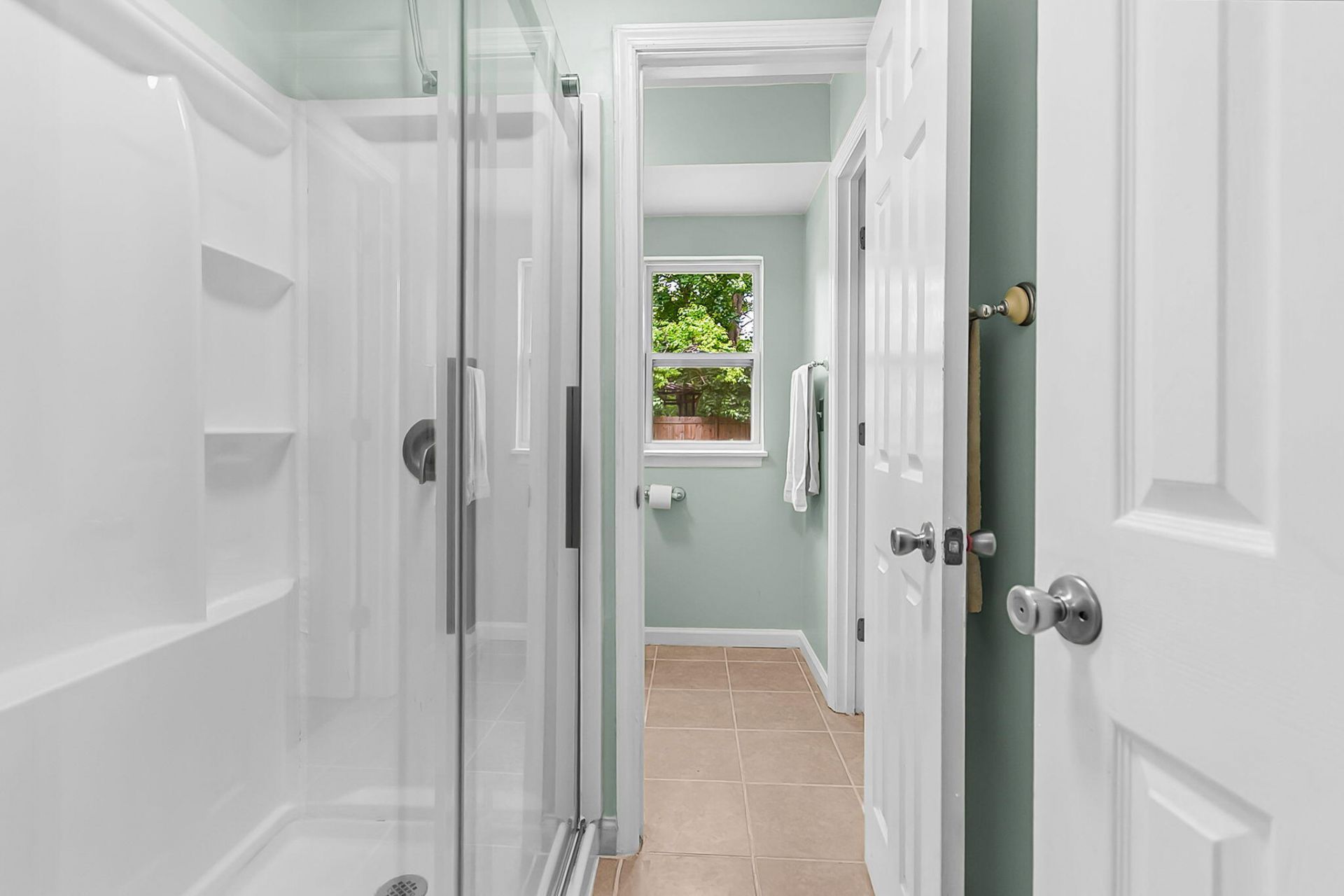 109 Carriage Court Photo 22