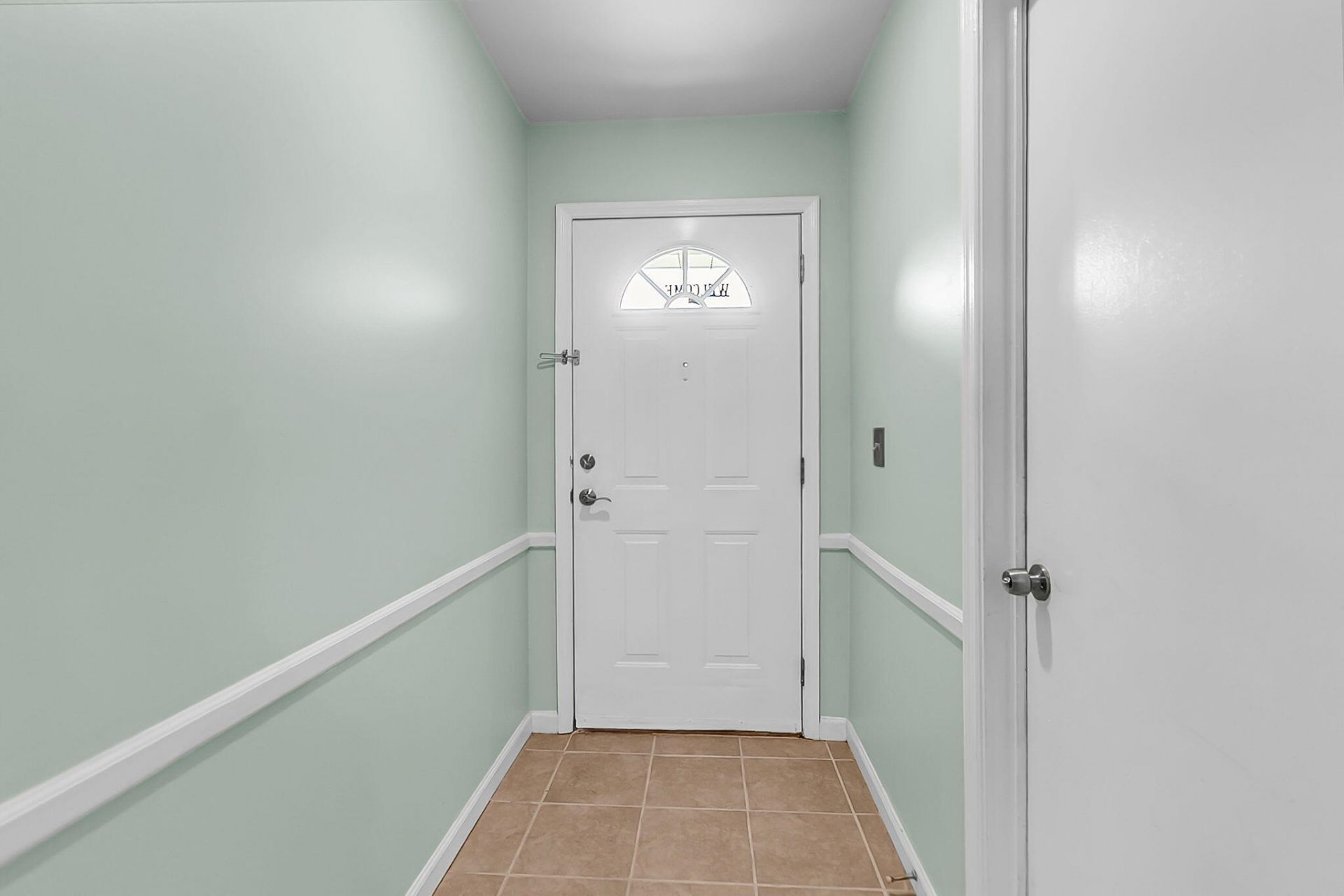 109 Carriage Court Photo 33