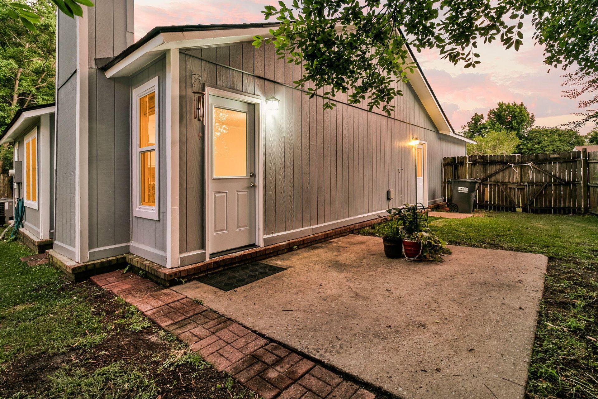 109 Carriage Court Photo 44