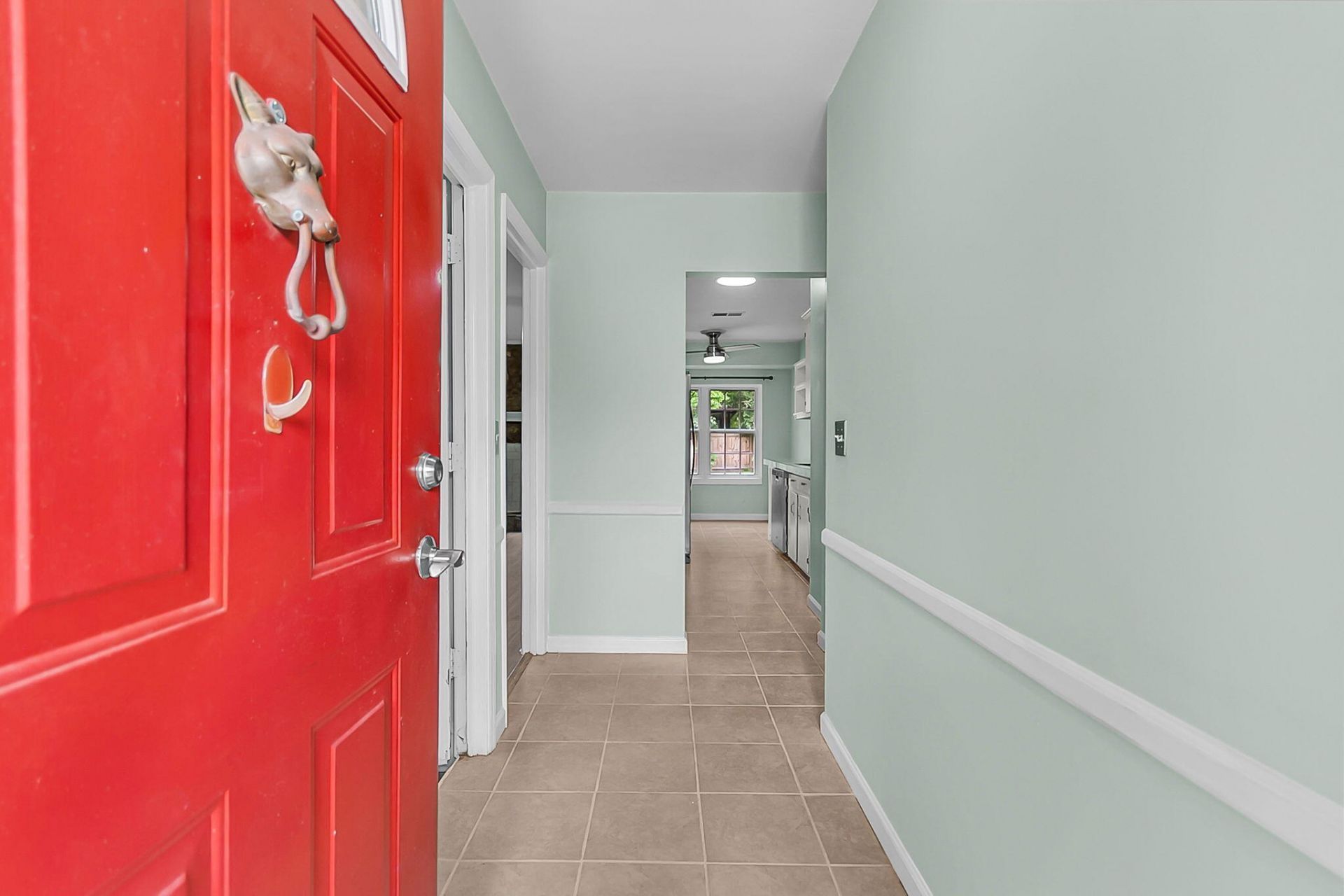 109 Carriage Court Photo 6