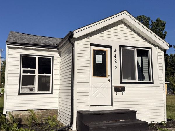 4425 Holton Avenue, Fort Wayne, IN 46806