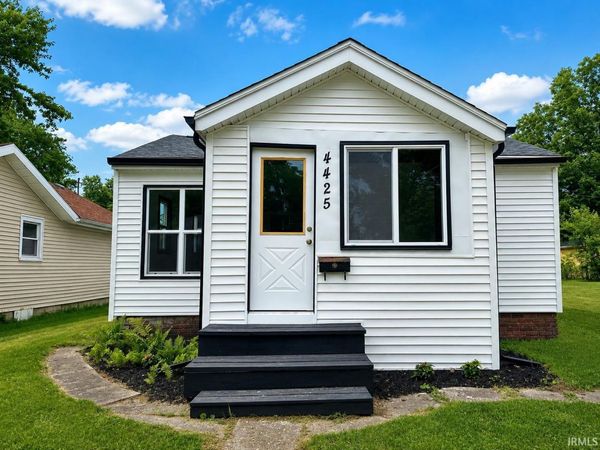 4425 Holton Avenue, Fort Wayne, IN 46806
