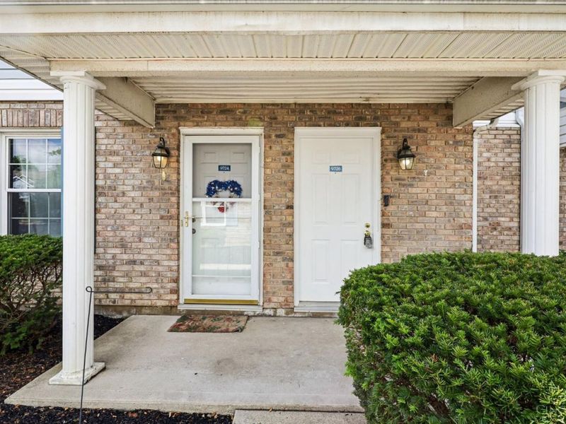 9726 Timberview Court, West Chester, OH 45241 Photo 3