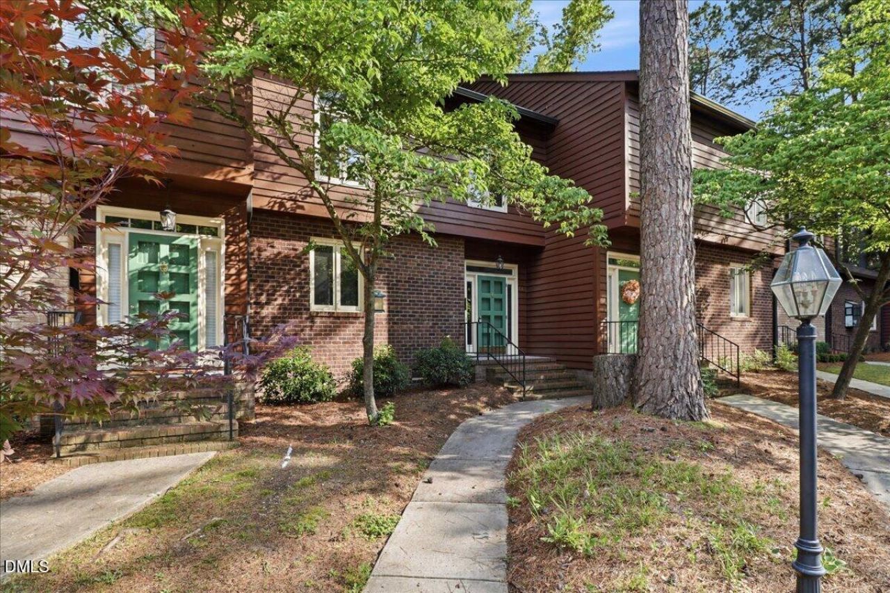 1311-e4 NW Forest Hills Road Nw, Unit E4, Wilson, NC 27896 Main Photo