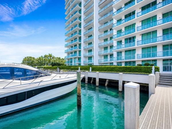 7928 E Dr, Unit 1804, North Bay Village, FL 33141