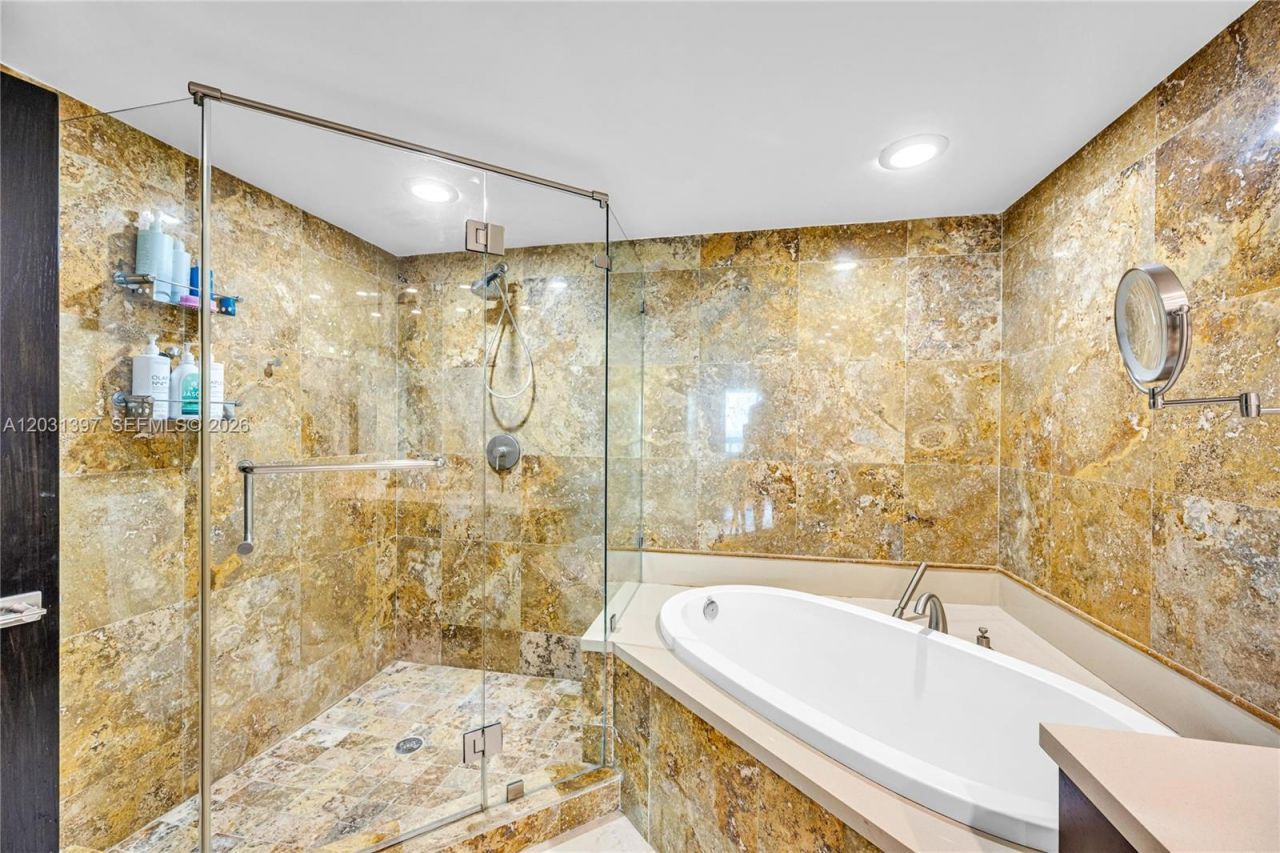7928 East Drive, Unit 1804, North Bay Village, FL 33141 Photo