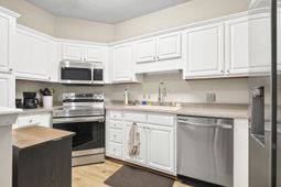 6210 Sweetwater Blvd. photo 4