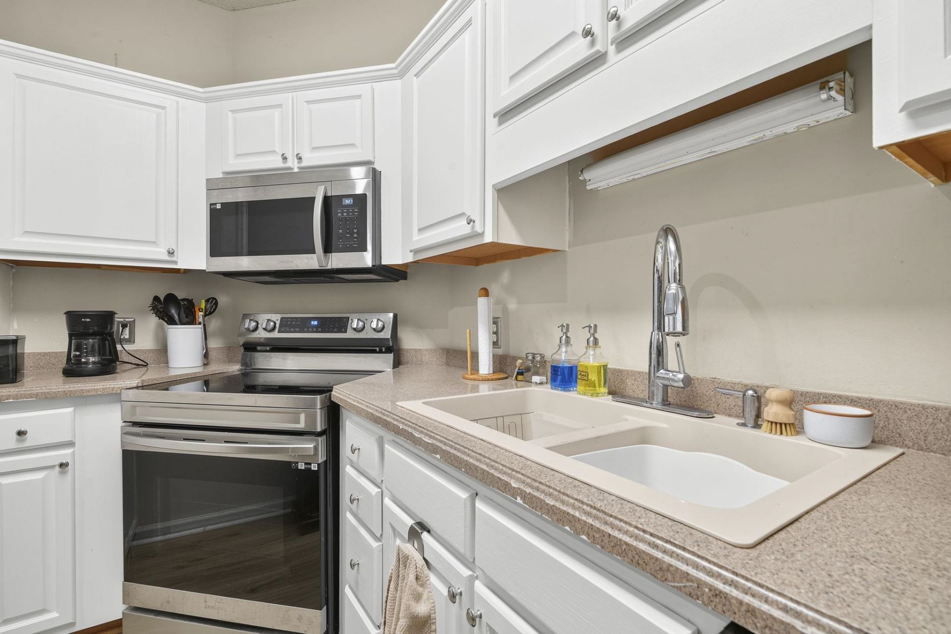 6210 Sweetwater Blvd. Photo 6