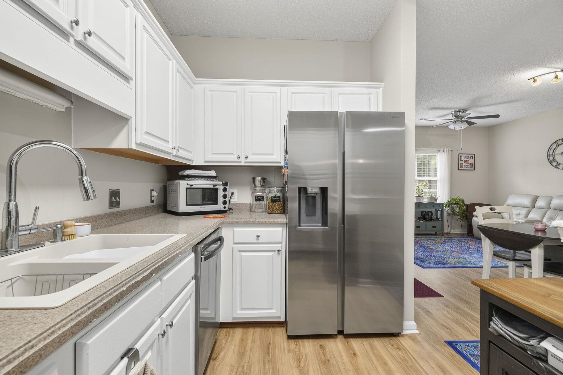 6210 Sweetwater Blvd. Photo 8
