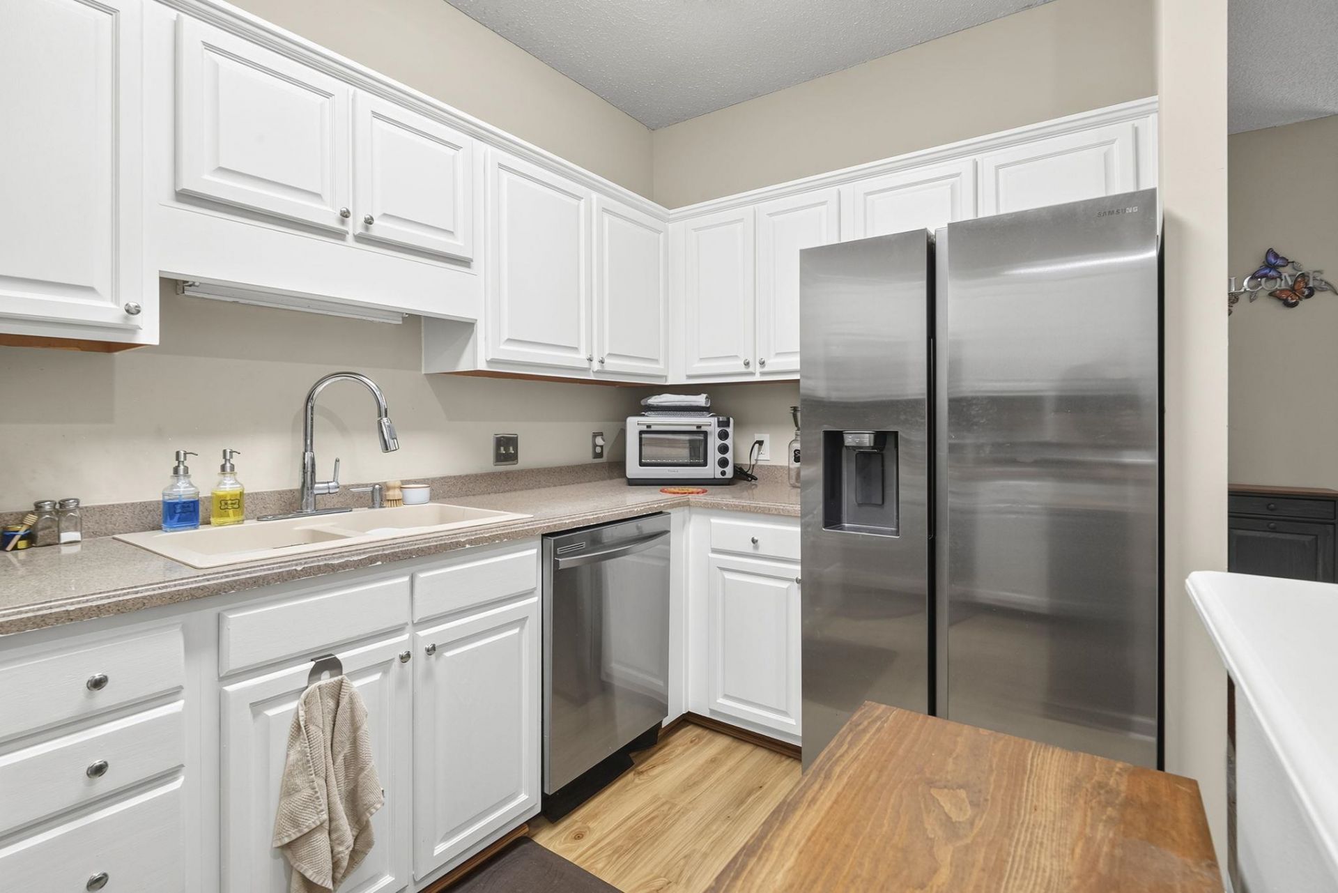 6210 Sweetwater Blvd. Photo 9