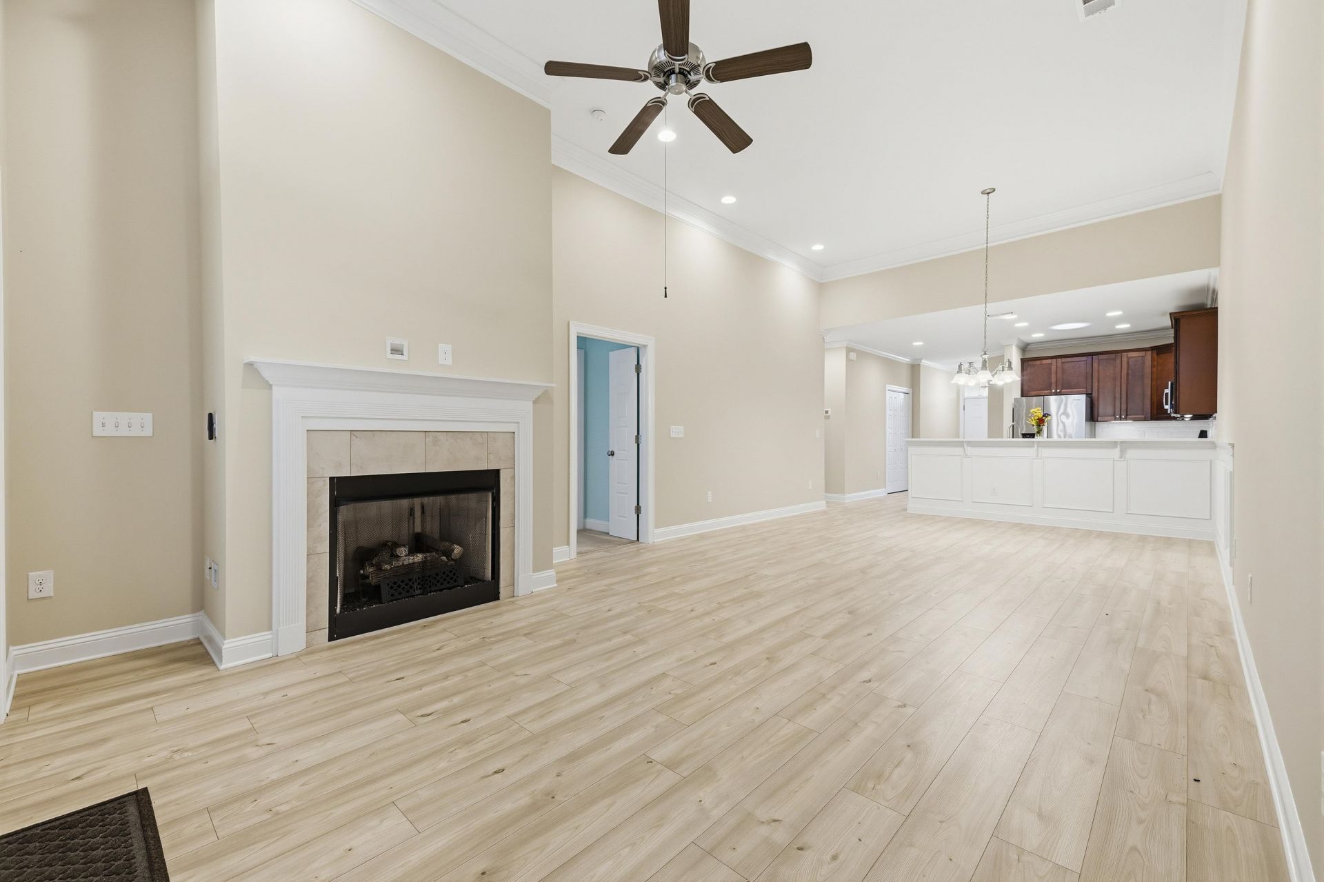 670 Sunnyside Dr. Photo 21