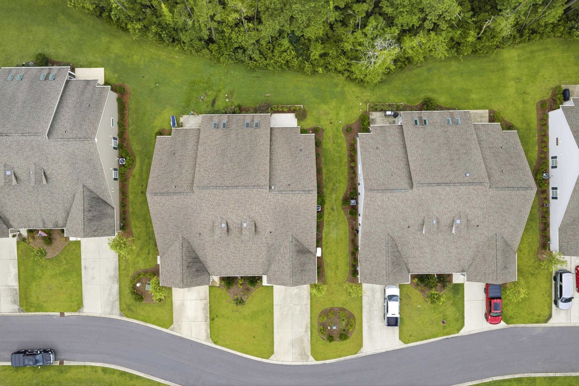 670 Sunnyside Dr. Photo 39