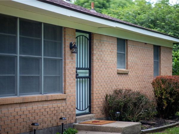 2202 Cottonwood Place , Springdale, AR 72762
