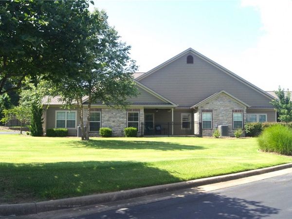 2500 SW Fallow Street , Bentonville, AR 72713