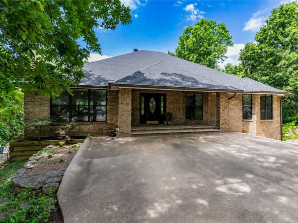 12 Marykirk Lane , Bella Vista, AR 72715