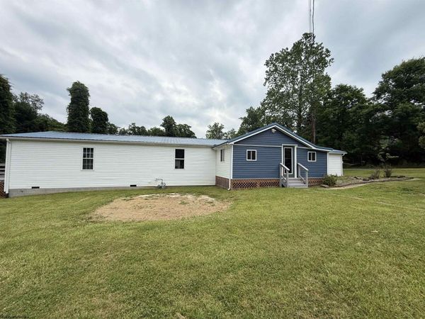 169 Ohio Avenue, Grafton, WV 26440