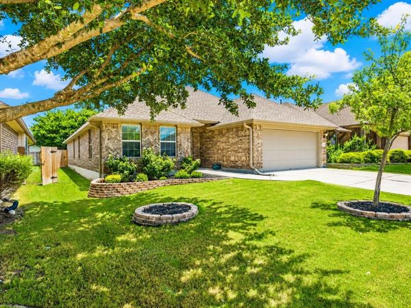 328 Lightcliff ST, Hutto, TX 78634