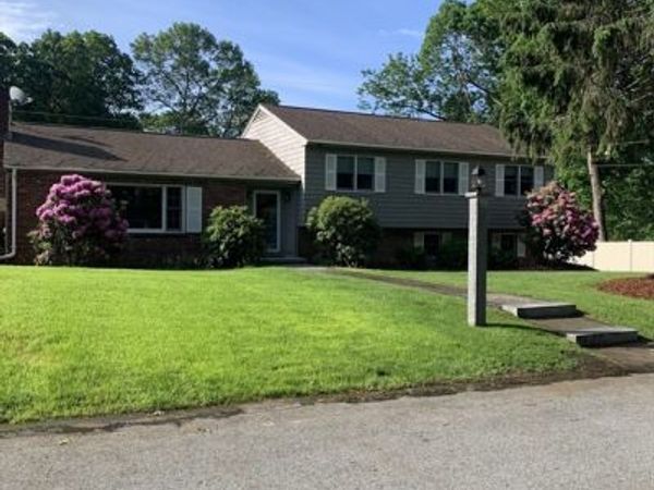 47 Farmington Road, Nashua, NH 03060