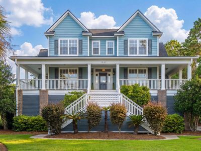1327 Headquarters Plantation Drive, Johns Island, SC 29455