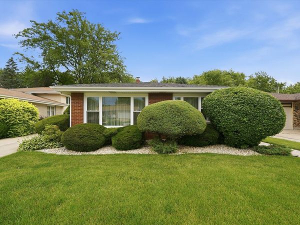16955 S BERNARDINE Street , Lansing, IL 60438