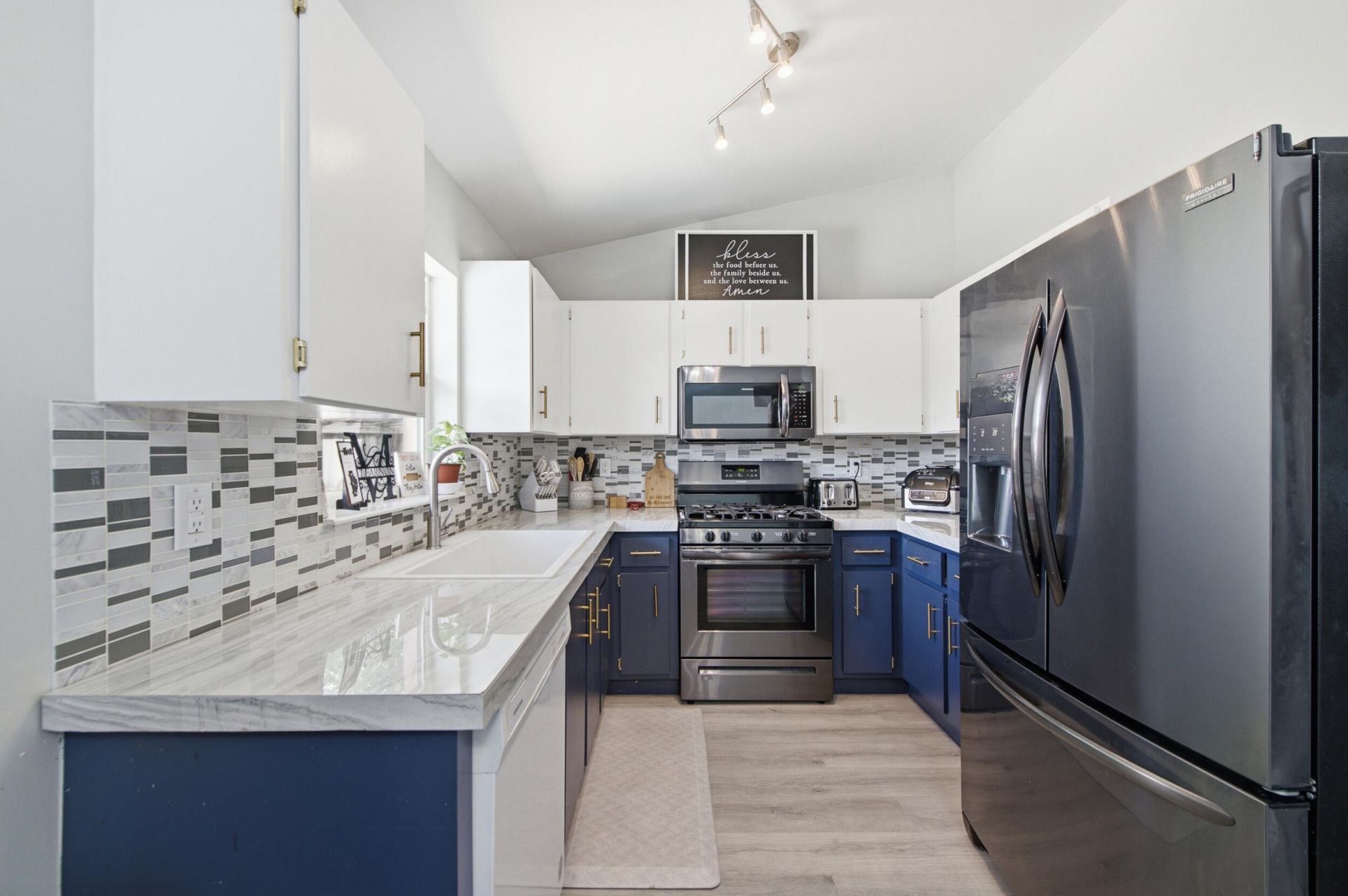 5635 Lake George Place, Lake Worth, FL 33463 Photo