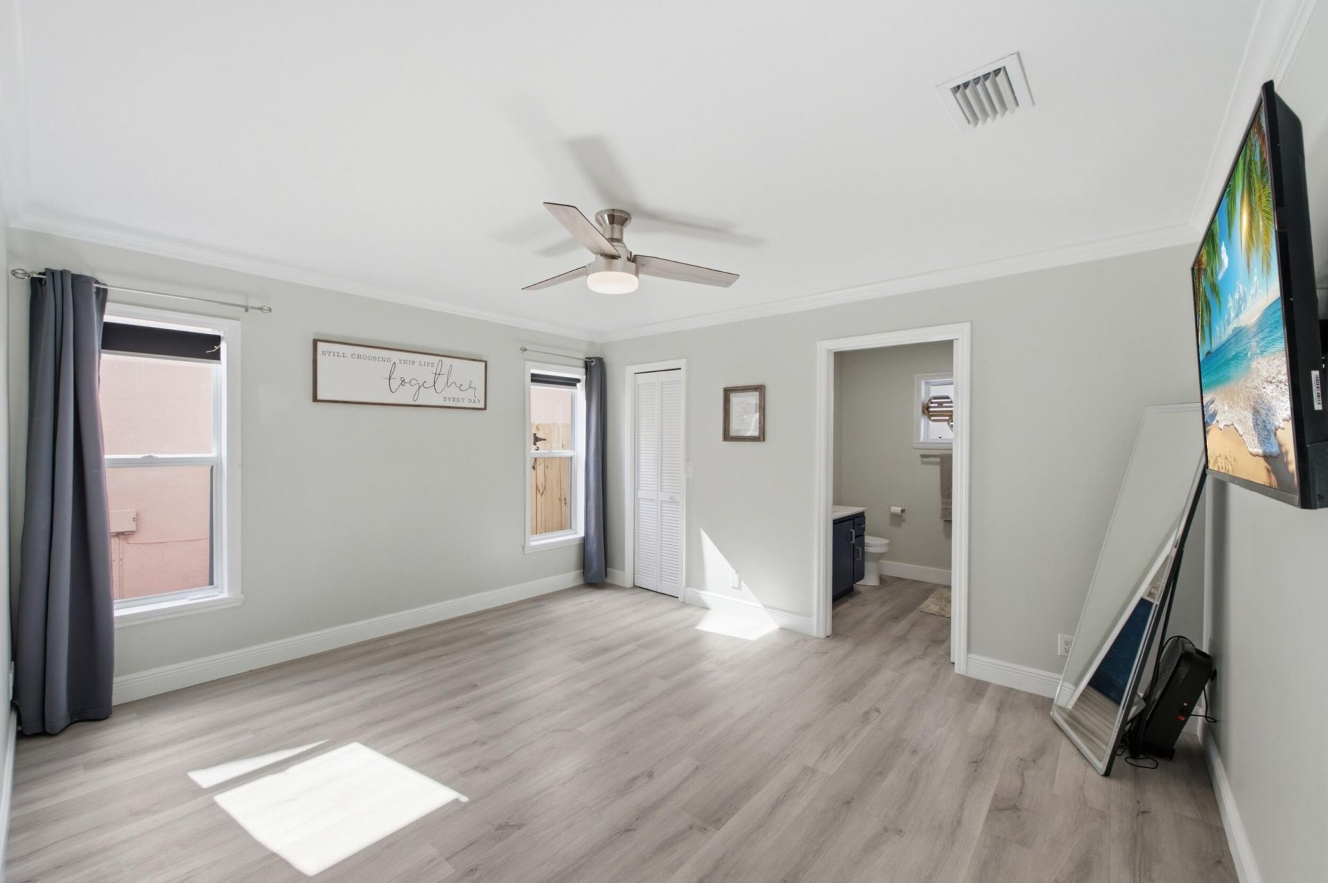 5635 Lake George Place, Lake Worth, FL 33463 Photo