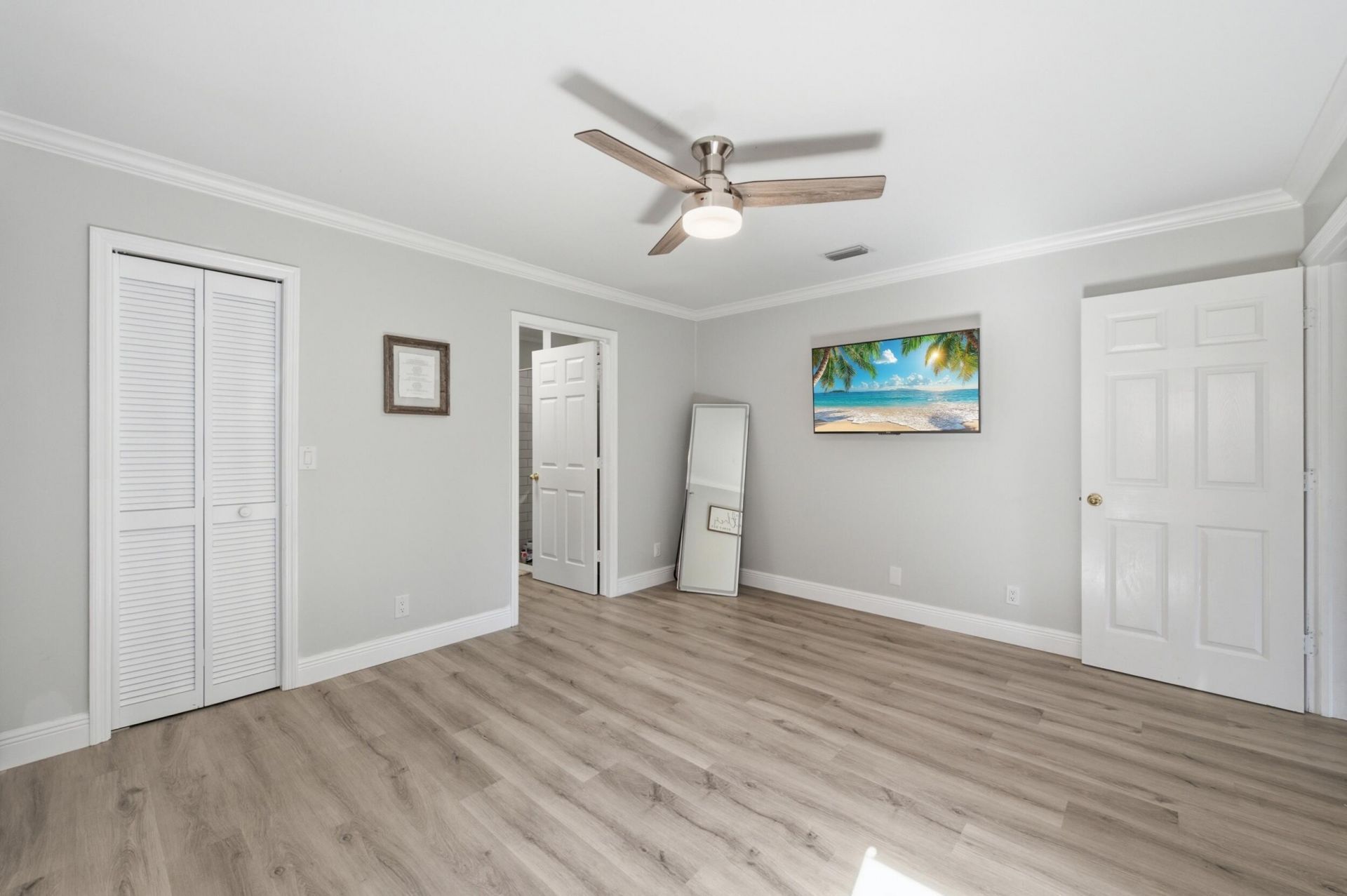 5635 Lake George Place, Lake Worth, FL 33463 Photo