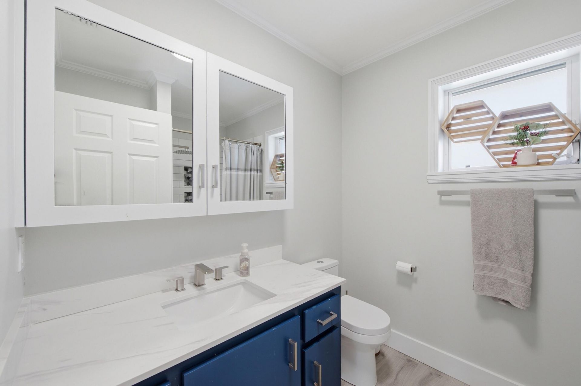 5635 Lake George Place, Lake Worth, FL 33463 Photo