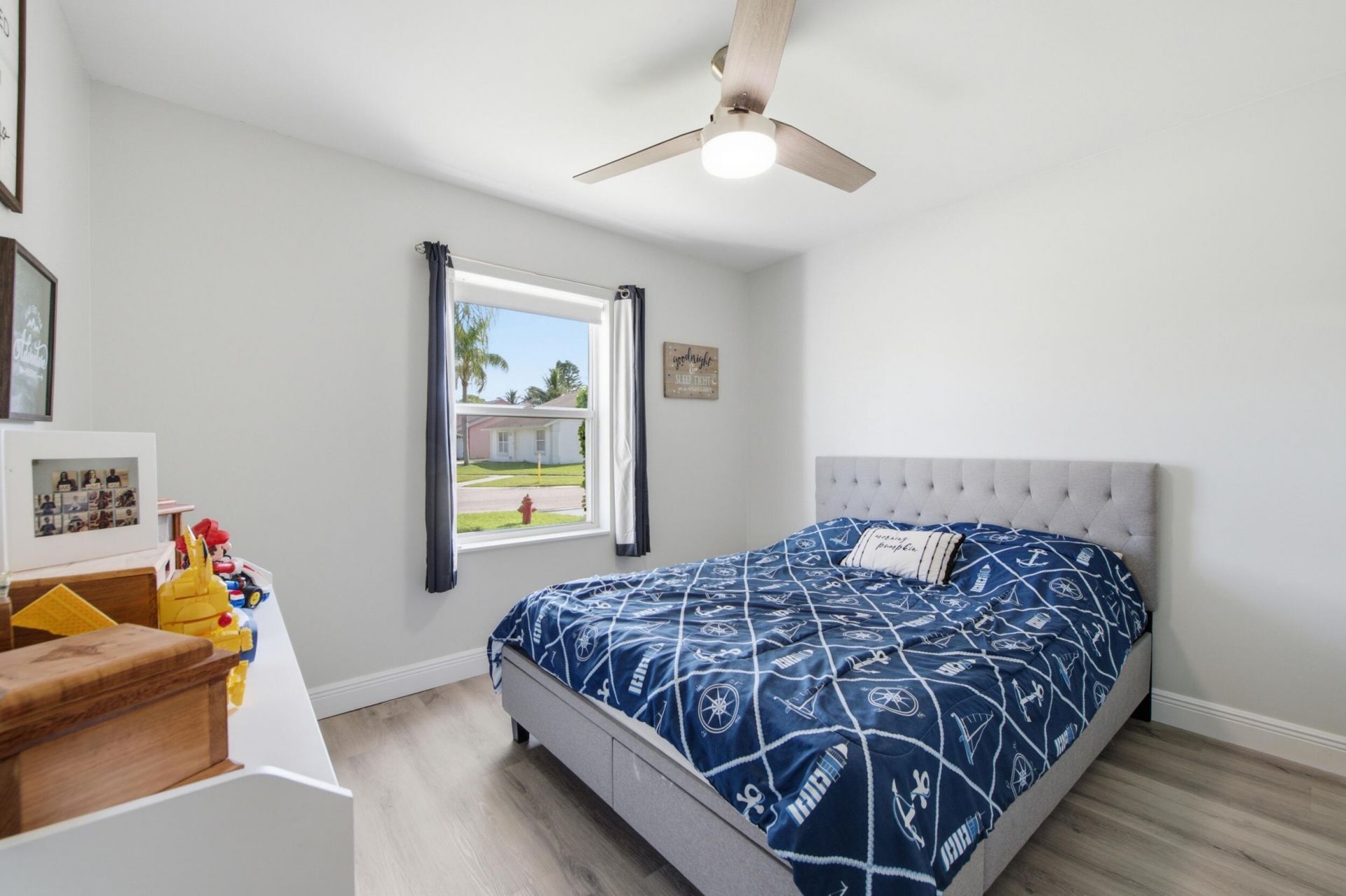 5635 Lake George Place, Lake Worth, FL 33463 Photo