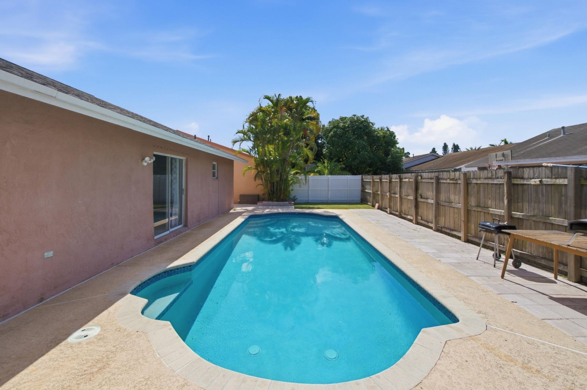 5635 Lake George Place, Lake Worth, FL 33463 Photo