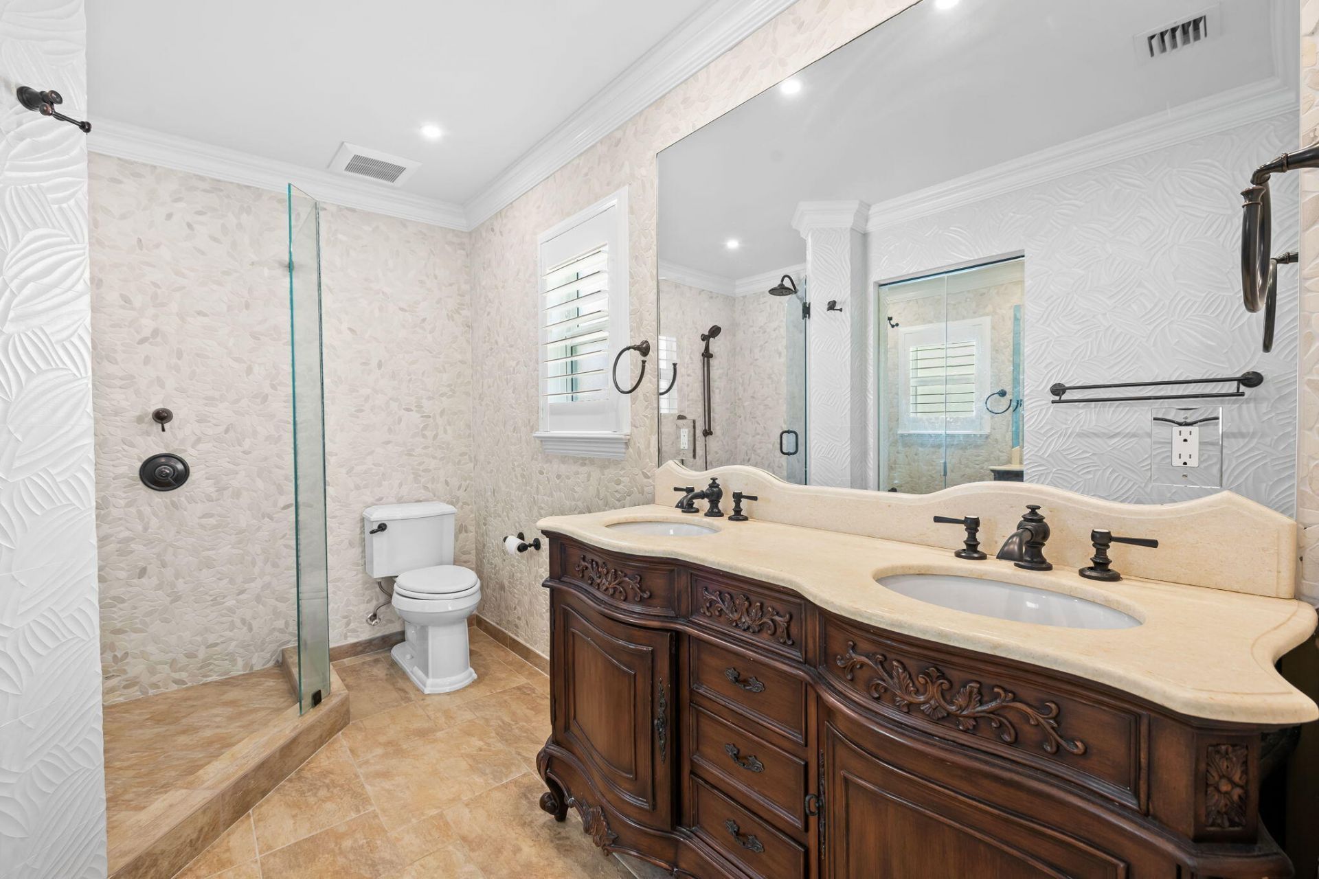 1105 Bel Air Drive, Unit C, Highland Beach, FL 33487 Photo