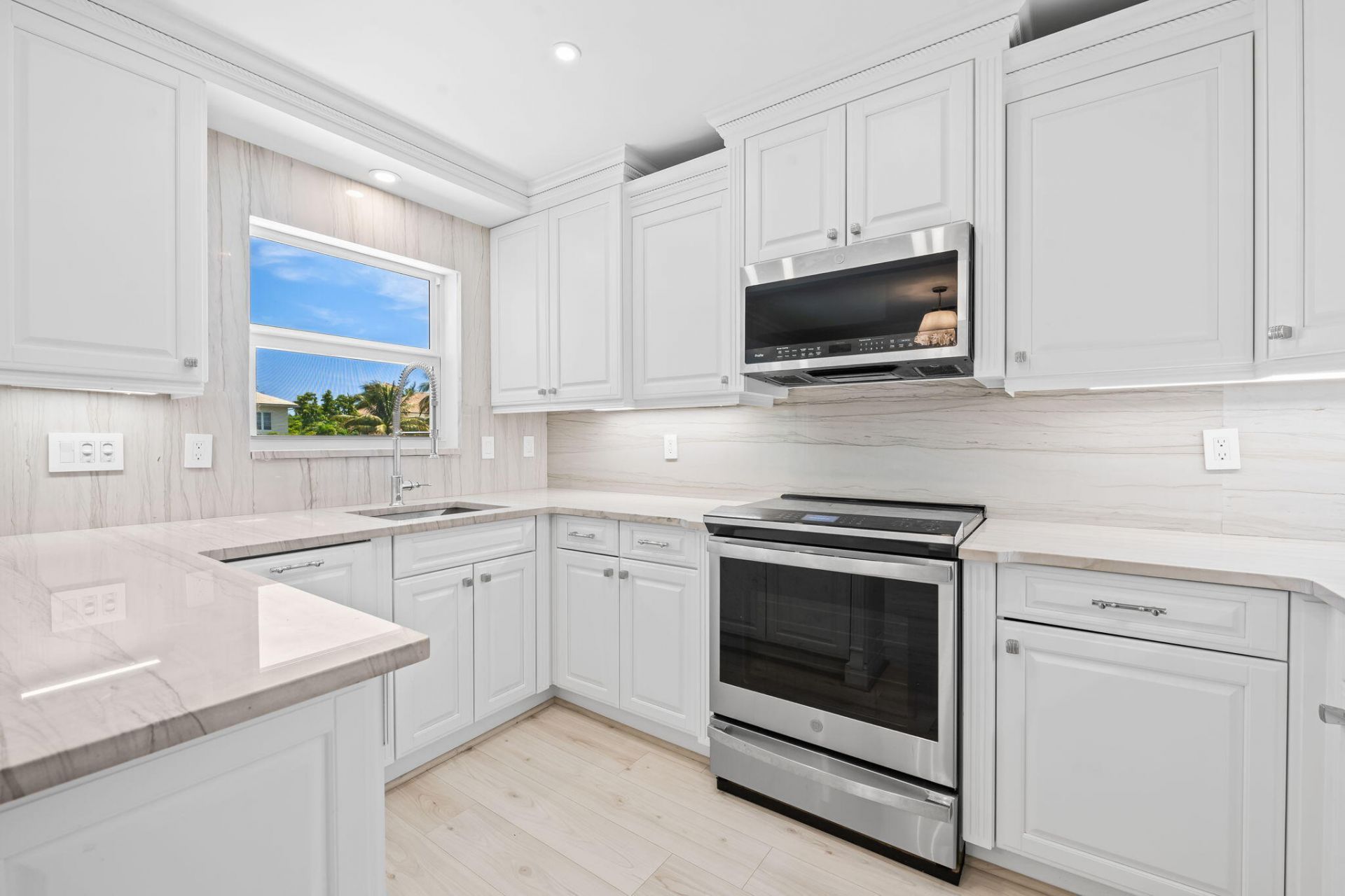 1105 Bel Air Drive, Unit C, Highland Beach, FL 33487 Photo