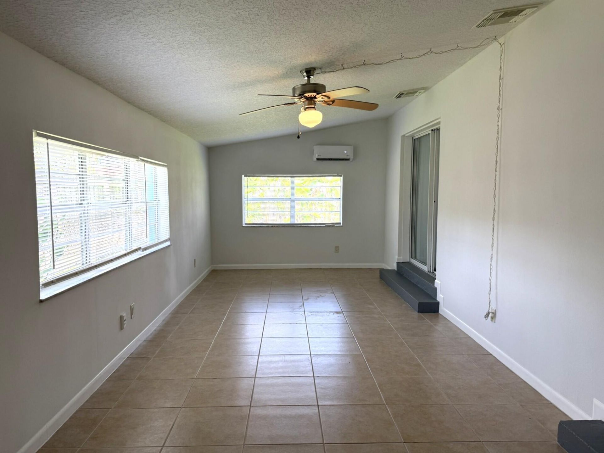 1115 Hernando Street, Unit B, Fort Pierce, FL 34949 Photo