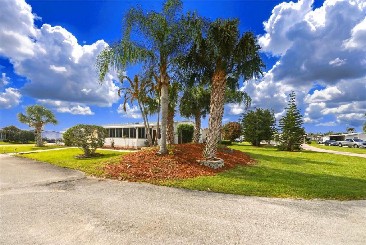 8391 Delphinium Court, Port Saint Lucie, FL 34952 Photo