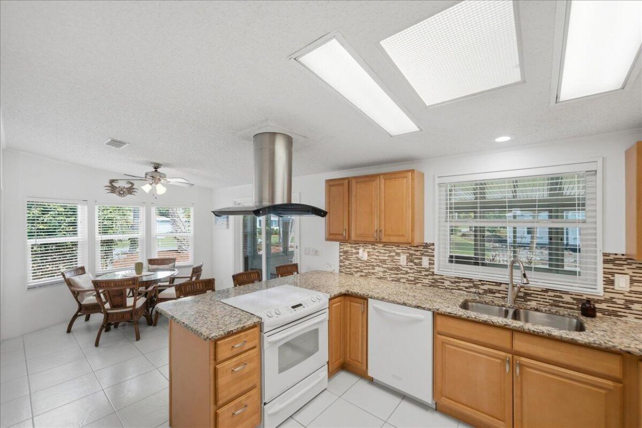 8391 Delphinium Court, Port Saint Lucie, FL 34952 Photo
