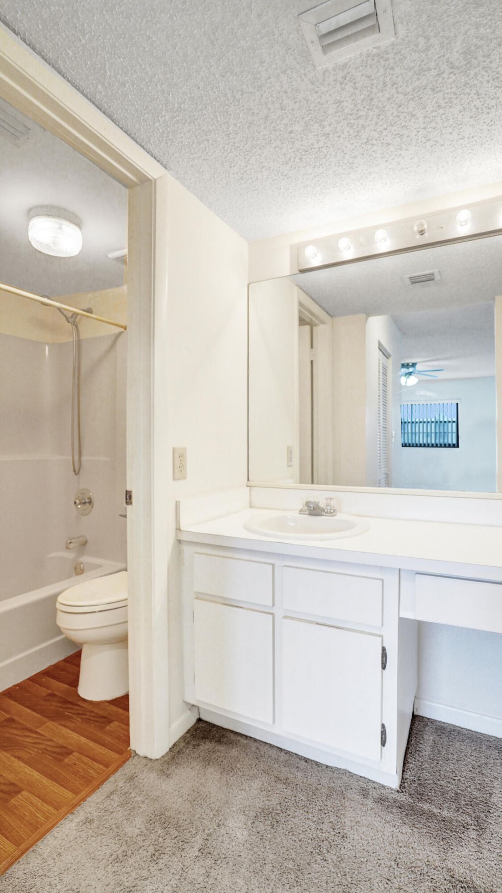 10451 W Broward Boulevard, Unit 205, Plantation, FL 33324 Photo