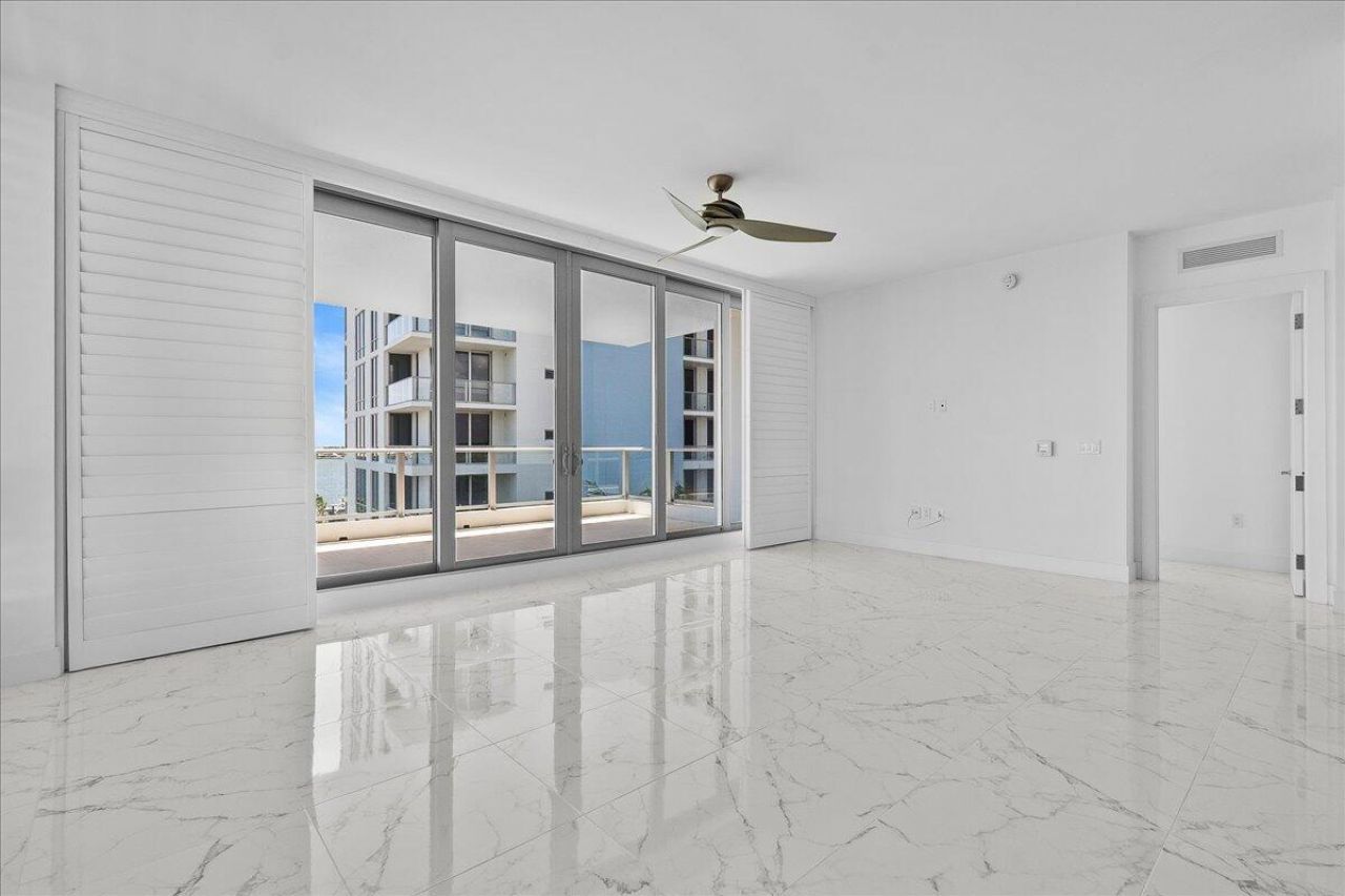 1 Water Club Way, Unit 604, North Palm Beach, FL 33408 Photo