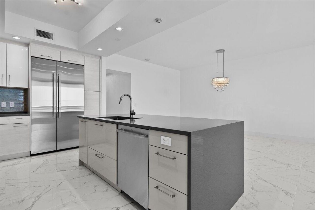 1 Water Club Way, Unit 604, North Palm Beach, FL 33408 Photo