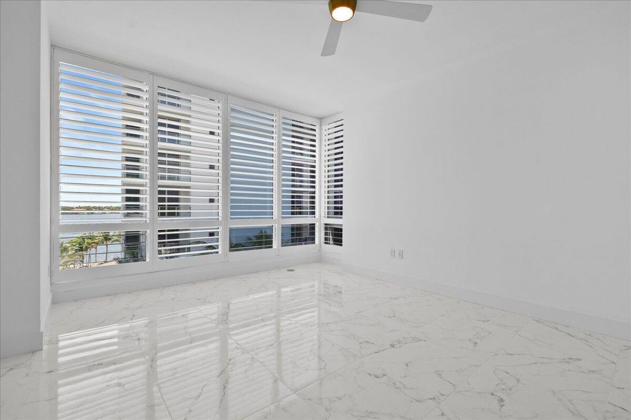 1 Water Club Way, Unit 604, North Palm Beach, FL 33408 Photo